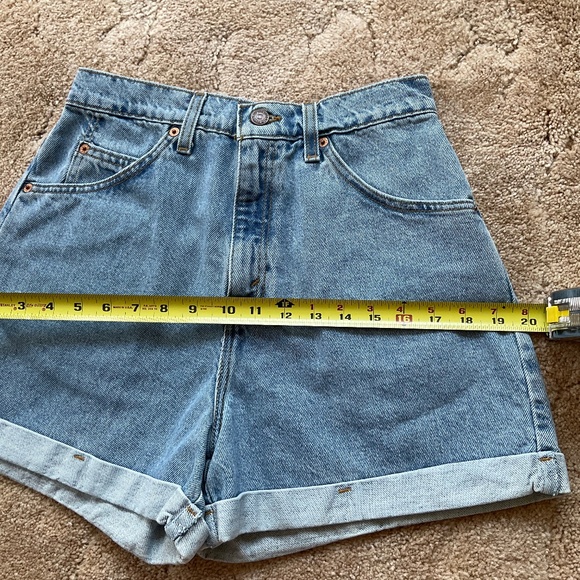 Levi’s Juniors Jean Shorts - Picture 5 of 9